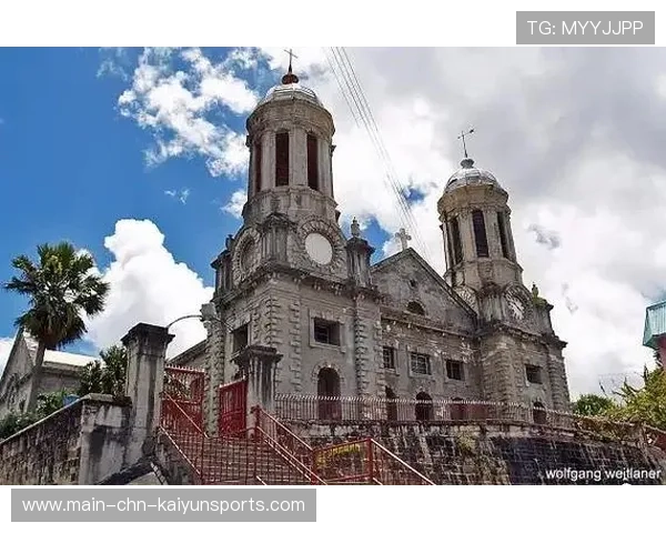 安提瓜帆船赛成为地区重要赛事，安提瓜旅游